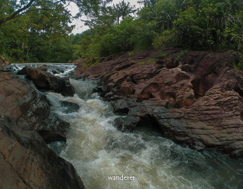 Algama Waterfall - Waterfall hunting