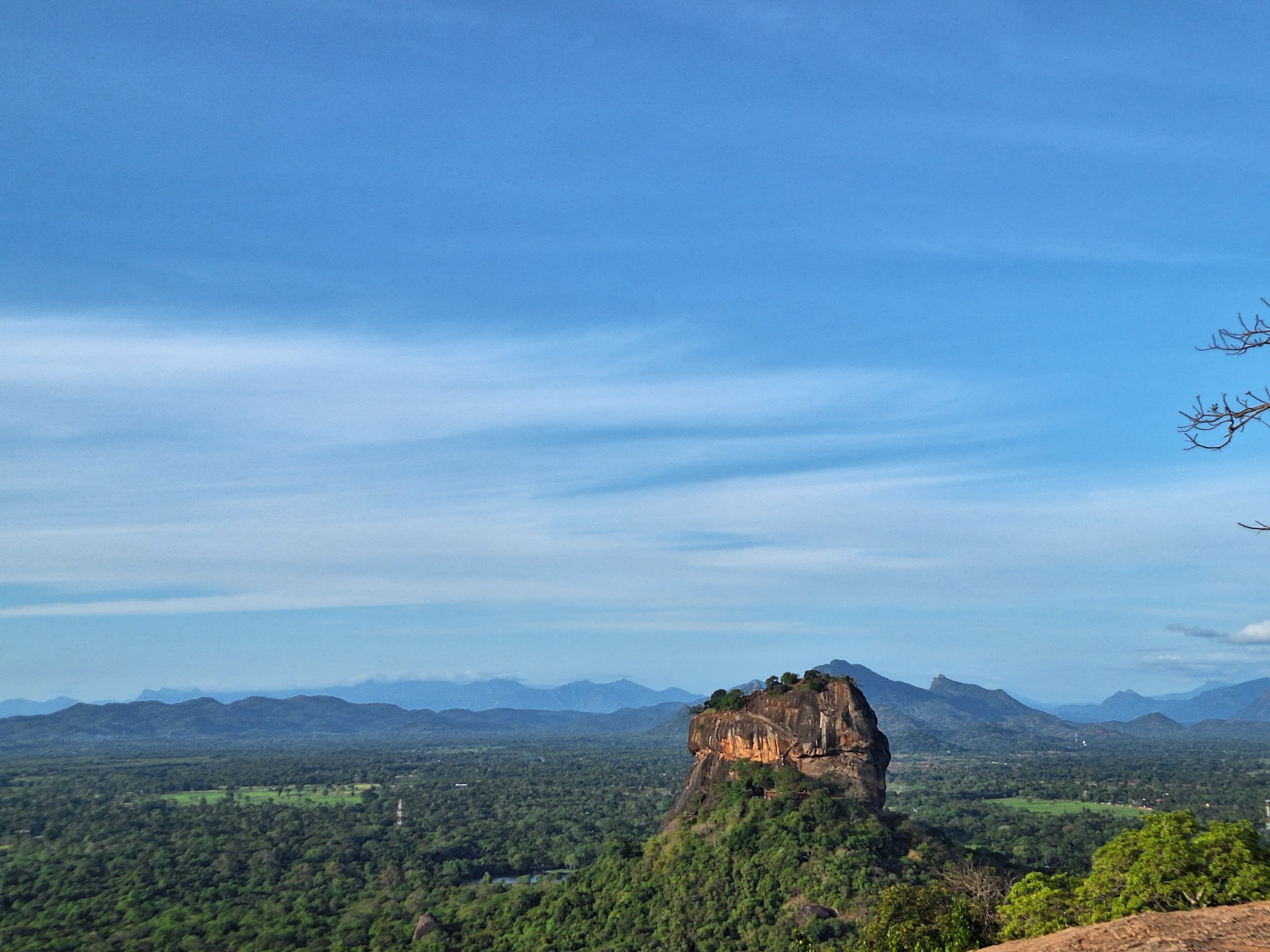 Sky-High Fortresses and Golden Caves: The Ultimate Guide to Sigiriya & Sri Lanka's Cultural Triangle
